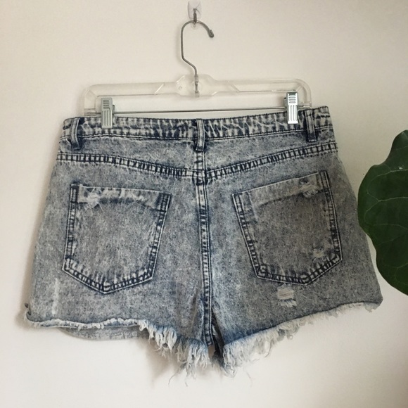 Forever 21 Denim Distressed Shorts - Picture 5 of 8